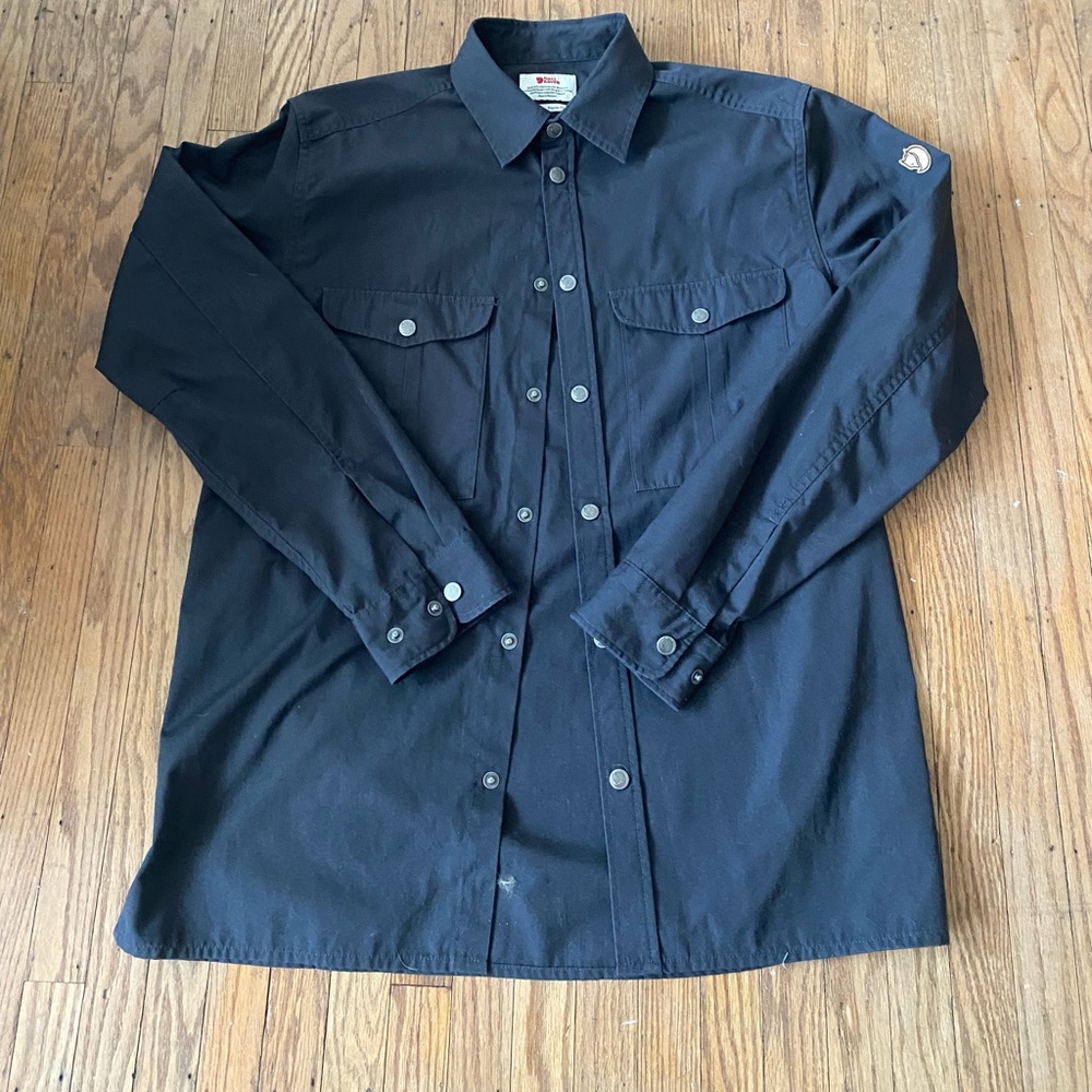Fjallraven Men's Casual Button-Down Shirt in Black